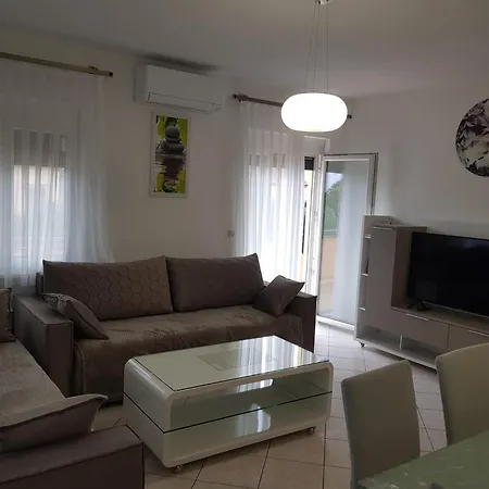Apartment Zarko Vrsar Exterior photo